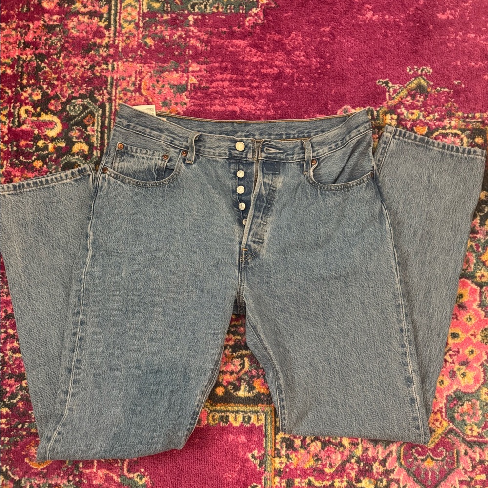 Levi's 501 Straight Leg Jeans